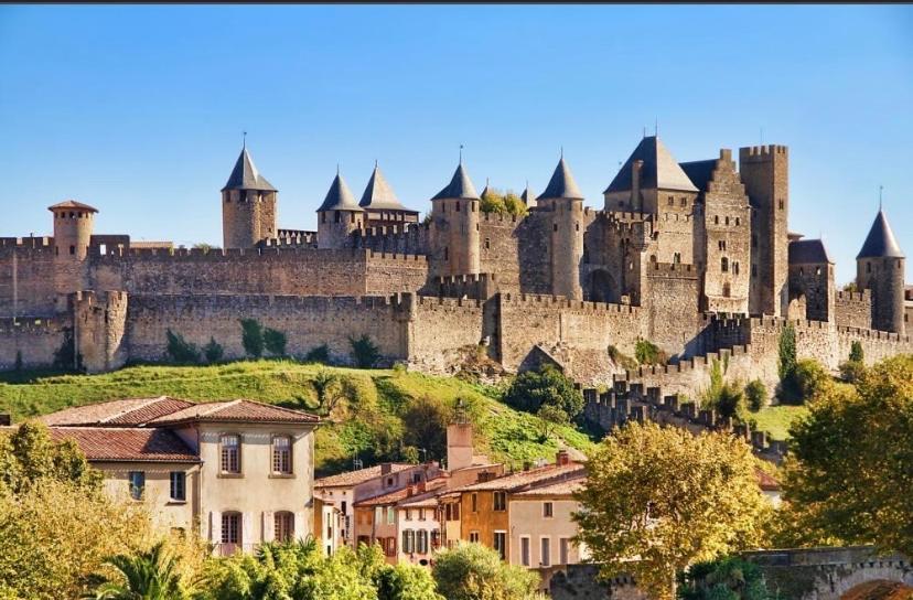 Gite Au Pied De La Cite Medievale - Le 127 Carcassonne Ngoại thất bức ảnh